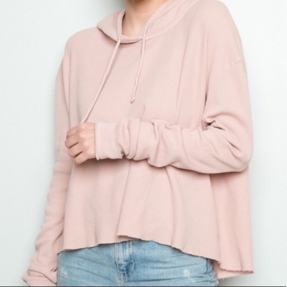 BRANDY MELVILLE CROPPED PINK SWEATSHIRT